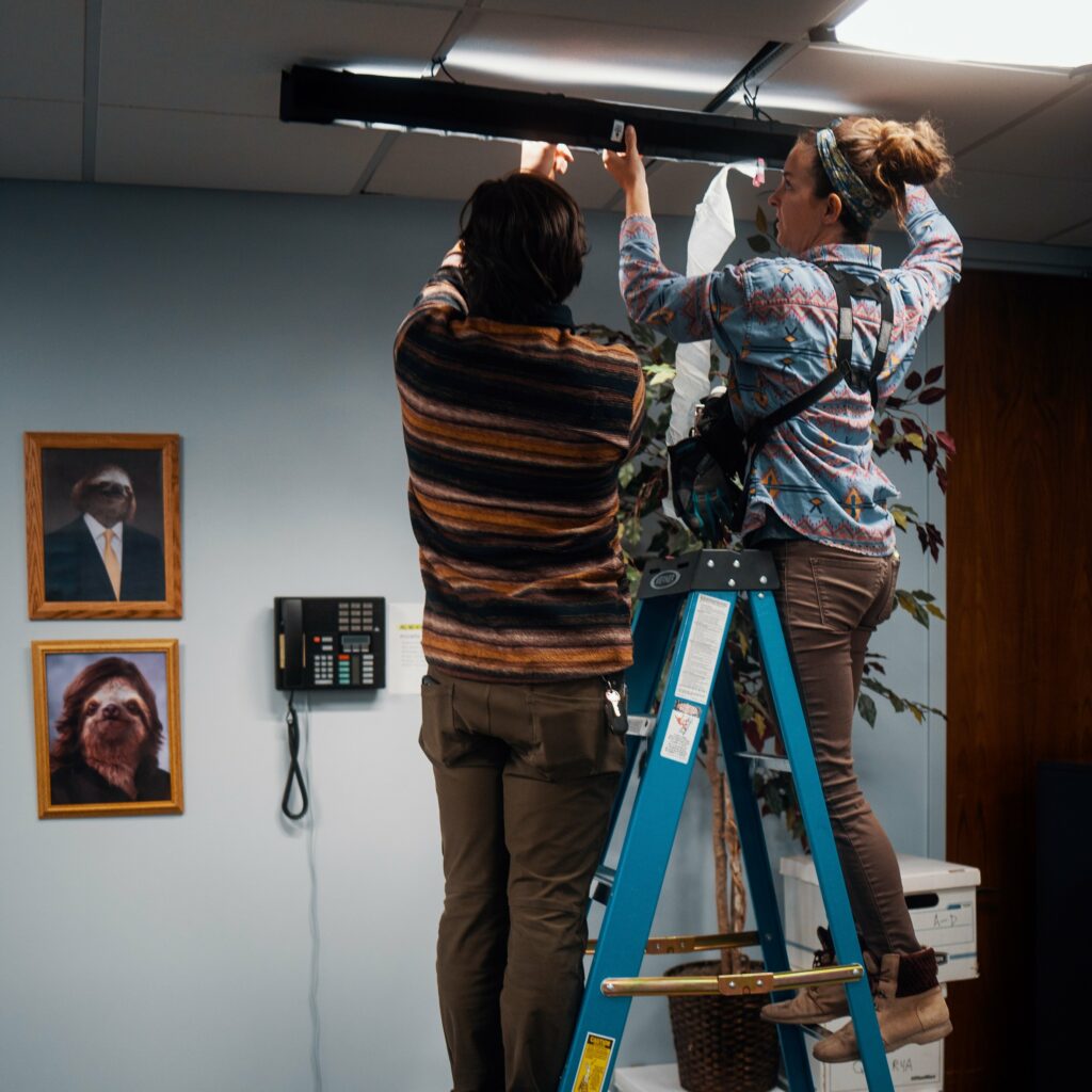 B7400776 - NEAT LOANS - Otherworldly Productions Staging Site