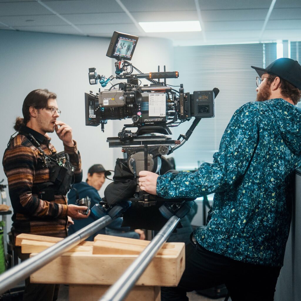 B7400884 - NEAT LOANS - Otherworldly Productions Staging Site