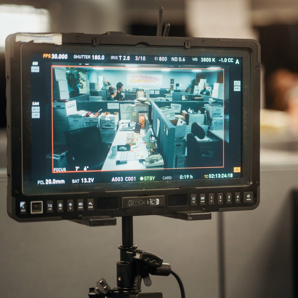 B7401032 - NEAT LOANS - Otherworldly Productions Staging Site