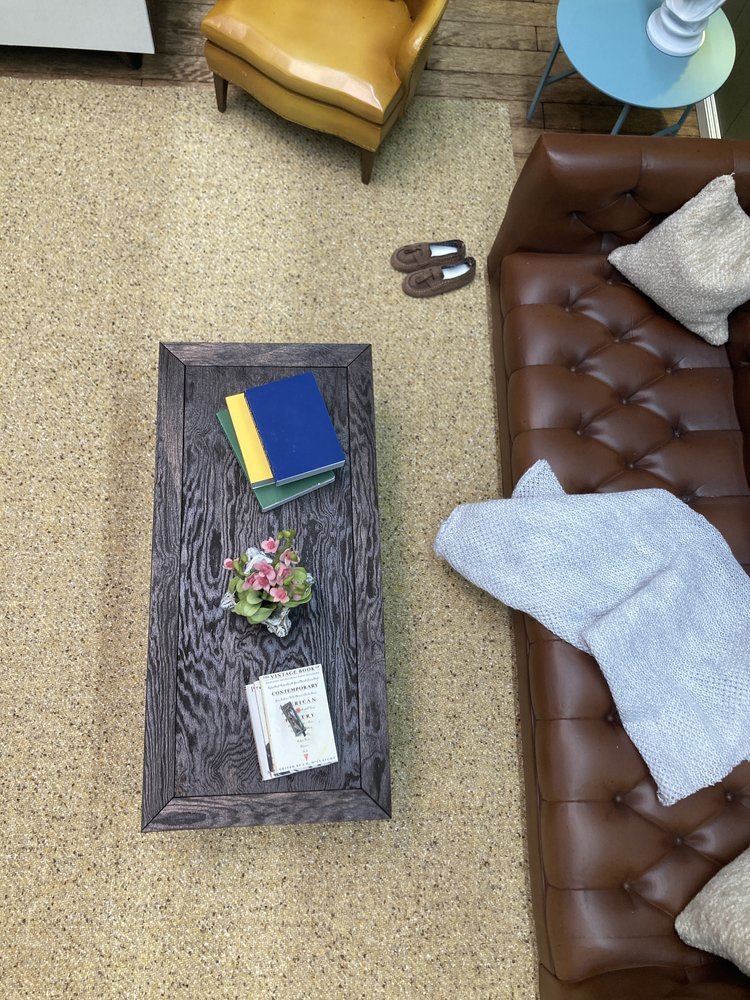 IMG 4397 - BENJAMIN MOORE - Otherworldly Productions Staging Site