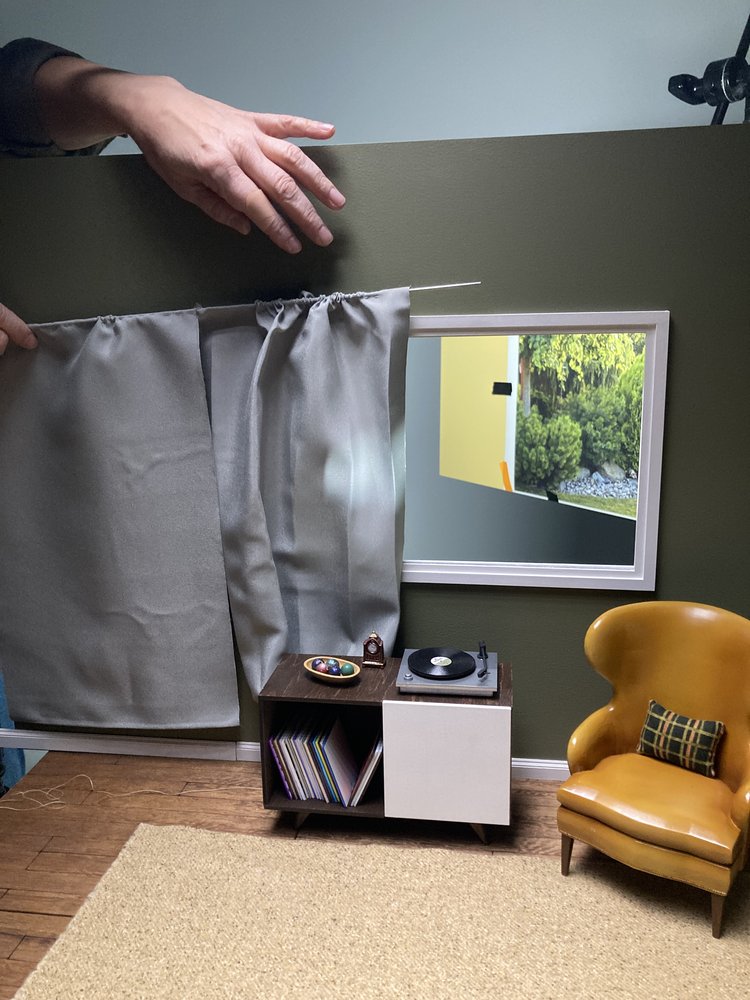 IMG 4400 - BENJAMIN MOORE - Otherworldly Productions Staging Site